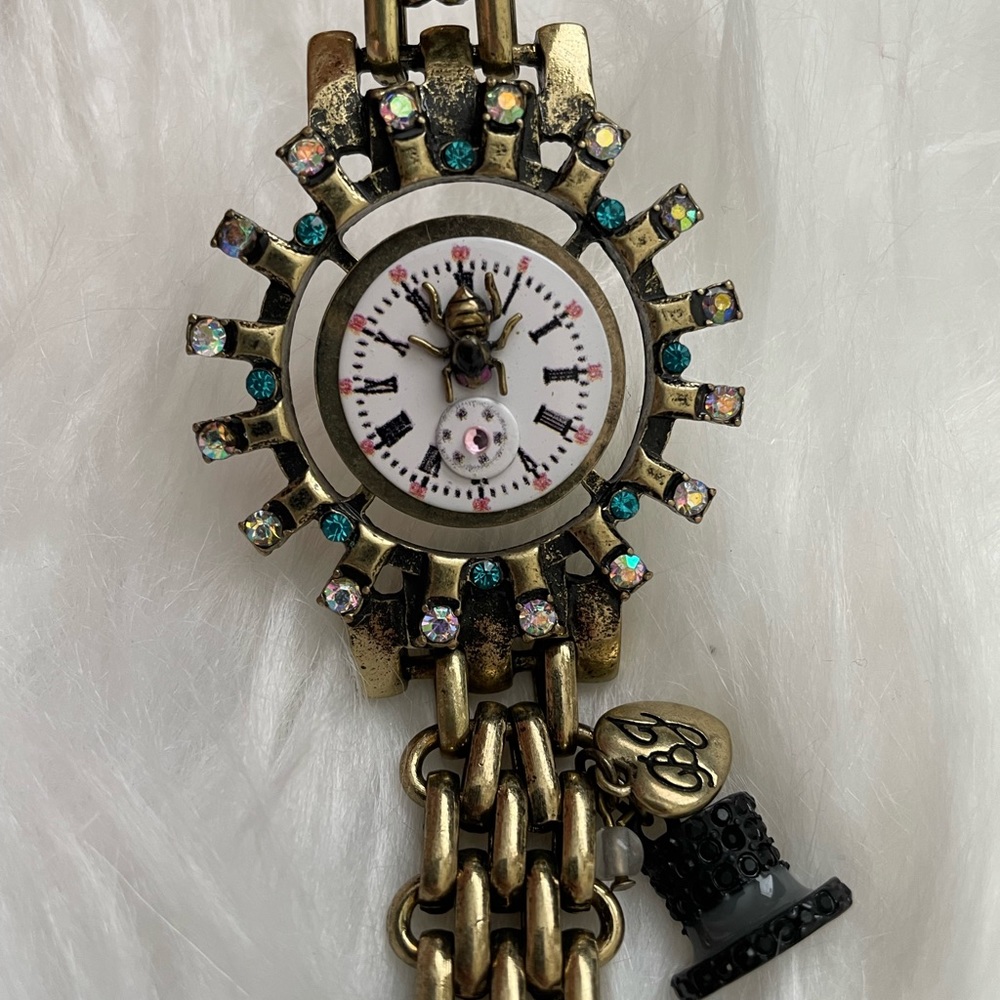 BETSEY JOHSON Statement Fashion Watch in Antique Gold Tone. New SOLD OUT!!